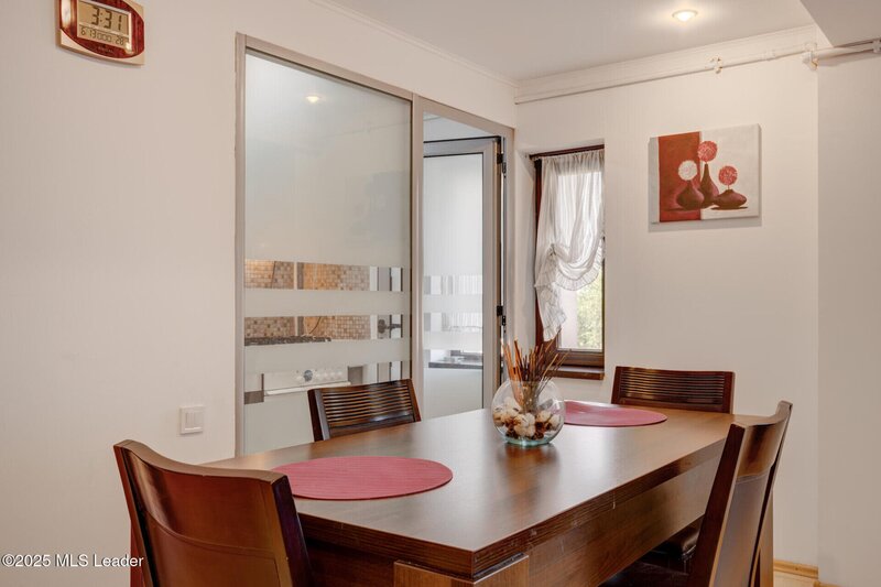 Aviatiei, apartament 3 camere 95 mp,